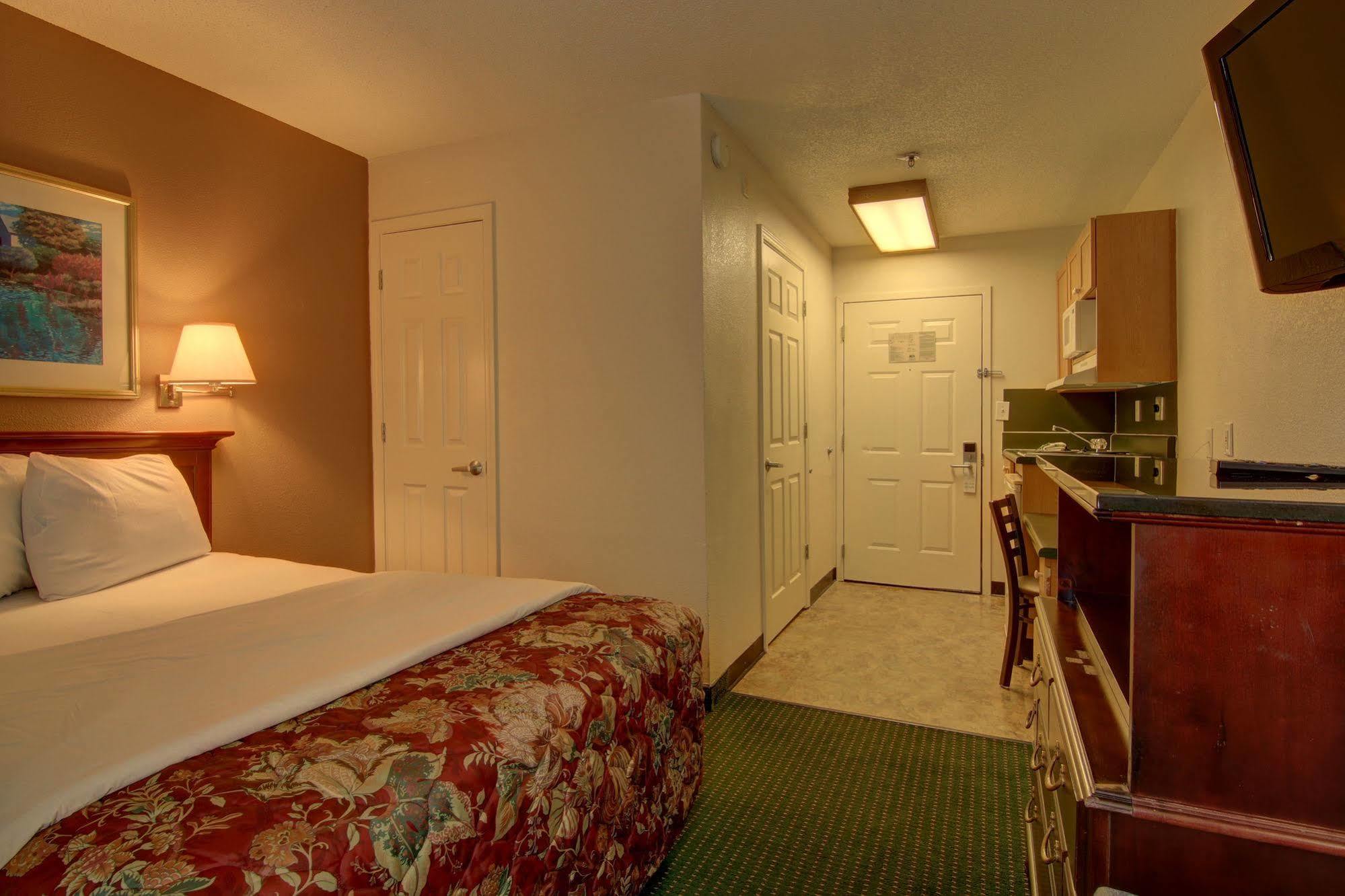 Intown Suites Extended Stay Atlanta Ga - Snellville Εξωτερικό φωτογραφία